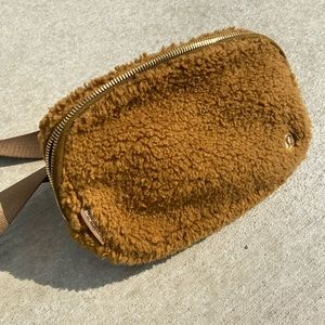 Lululemon fleece belt bag